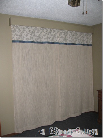 closet curtain 004