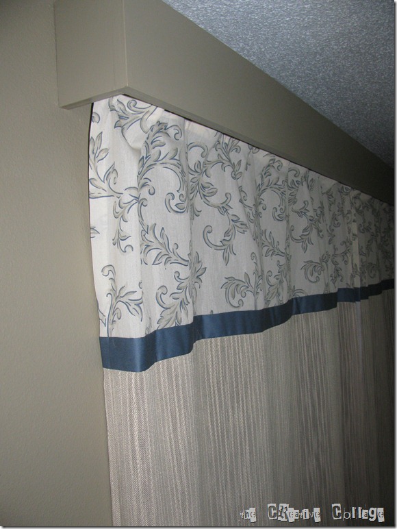 closet curtain 006
